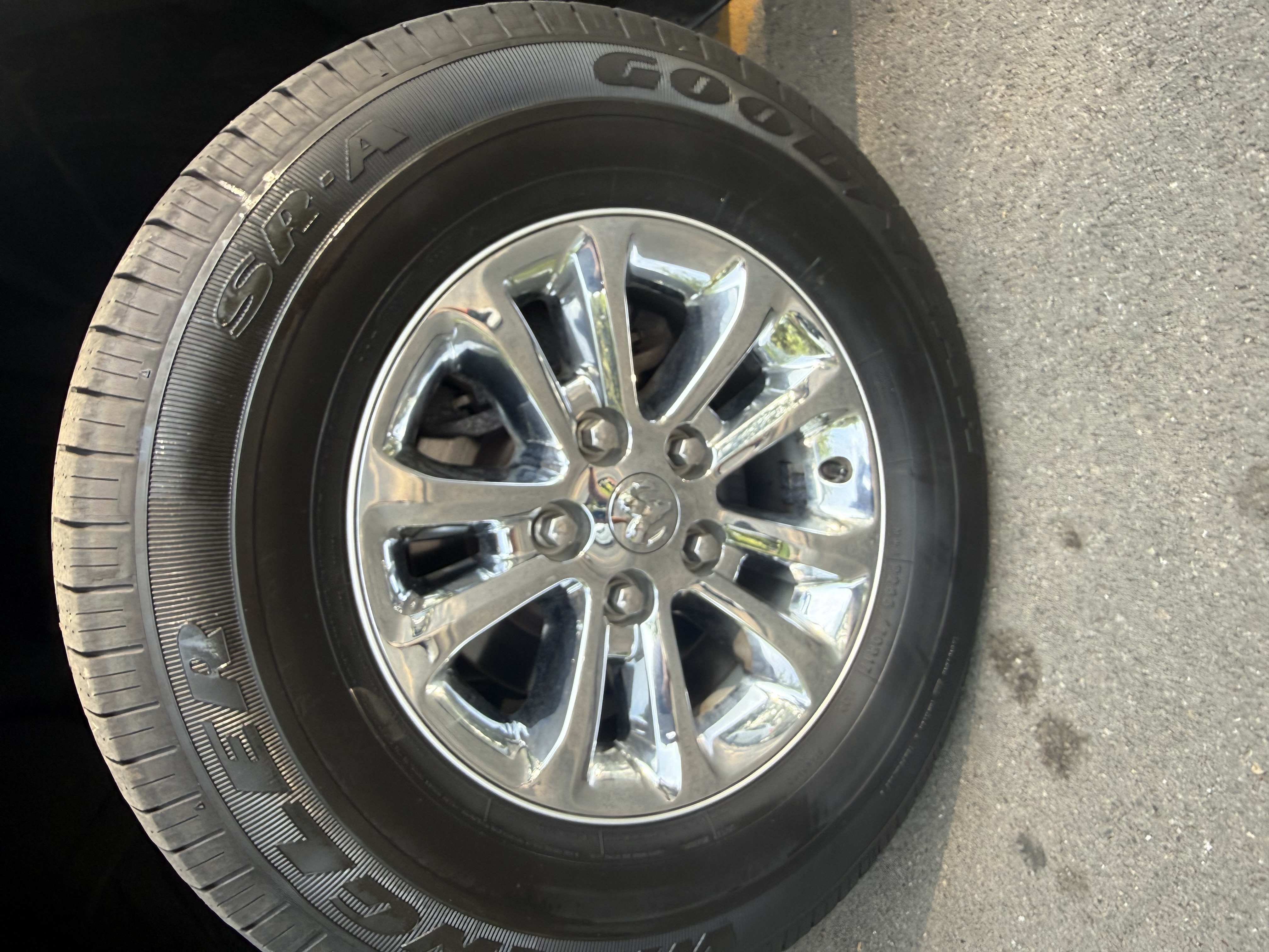 Used 2013 RAM 1500 Classic SLT w/ Big Horn Equipment Group AWD/4WD image 13