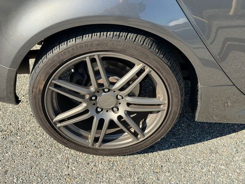 Used 2008 Acura TL Type-S image 9