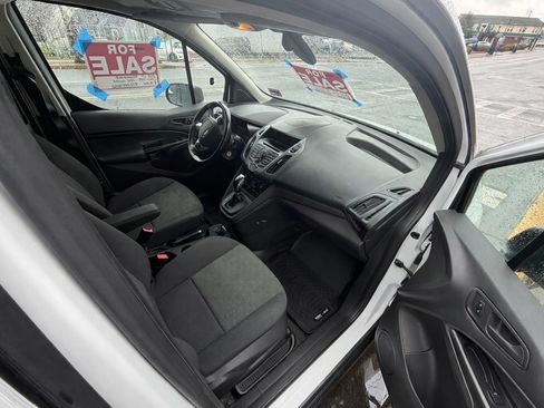 Used 2018 Ford Transit Connect XL image 12