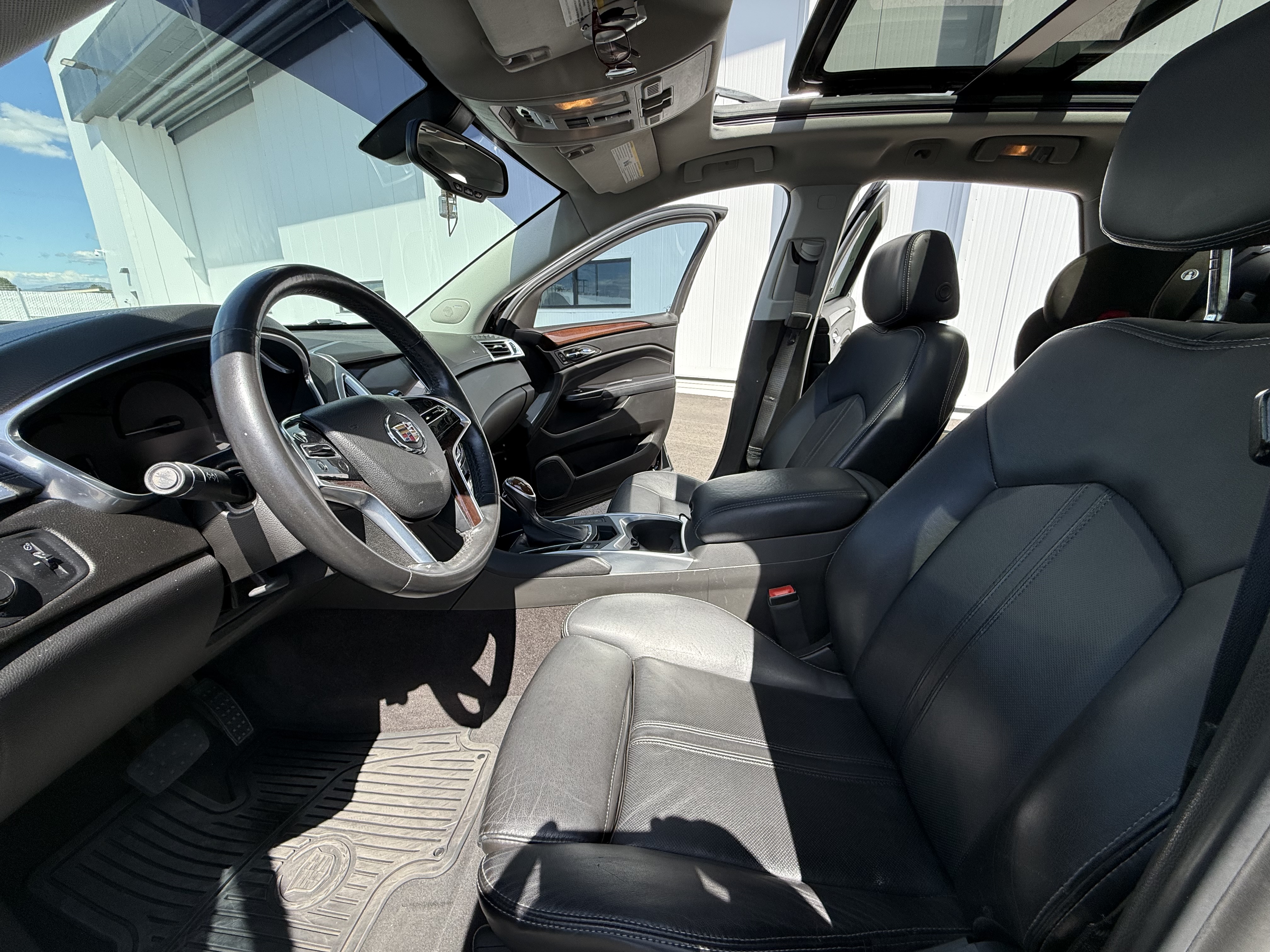 Used 2014 Cadillac SRX Luxury FWD image 9