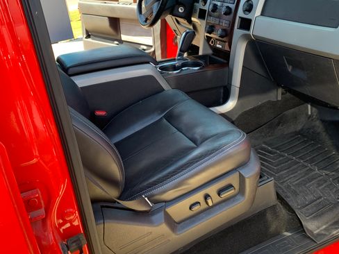 Used 2012 Ford F150 Lariat w/ Lariat Chrome Pkg image 6