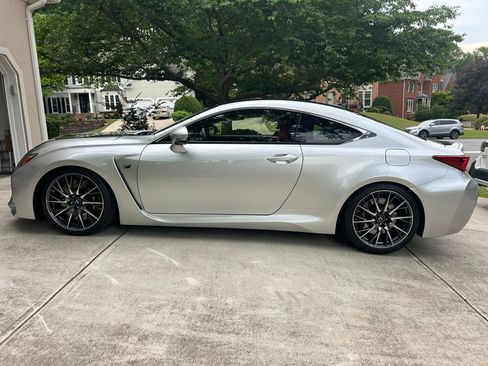 Used 2015 Lexus RC F w/ Premium Package RWD image 4