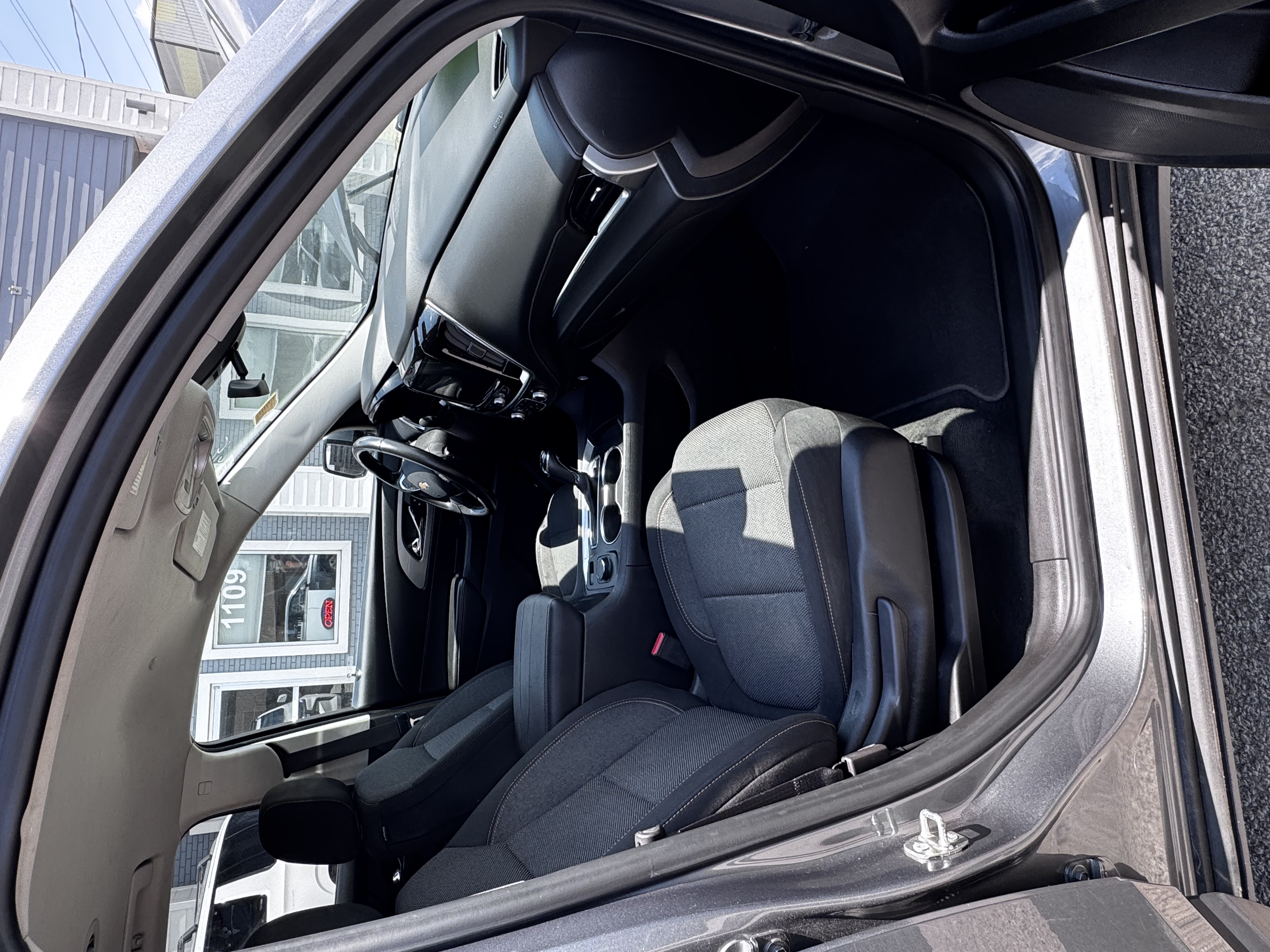 Used 2020 Chevrolet Traverse LT AWD/4WD image 10