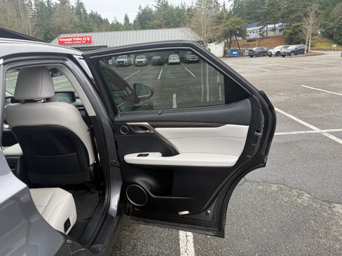 Used 2021 Lexus RX 350 AWD w/ Luxury Package image 24