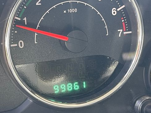 Used 2013 Jeep Wrangler Unlimited Rubicon w/ Connectivity Group image 12