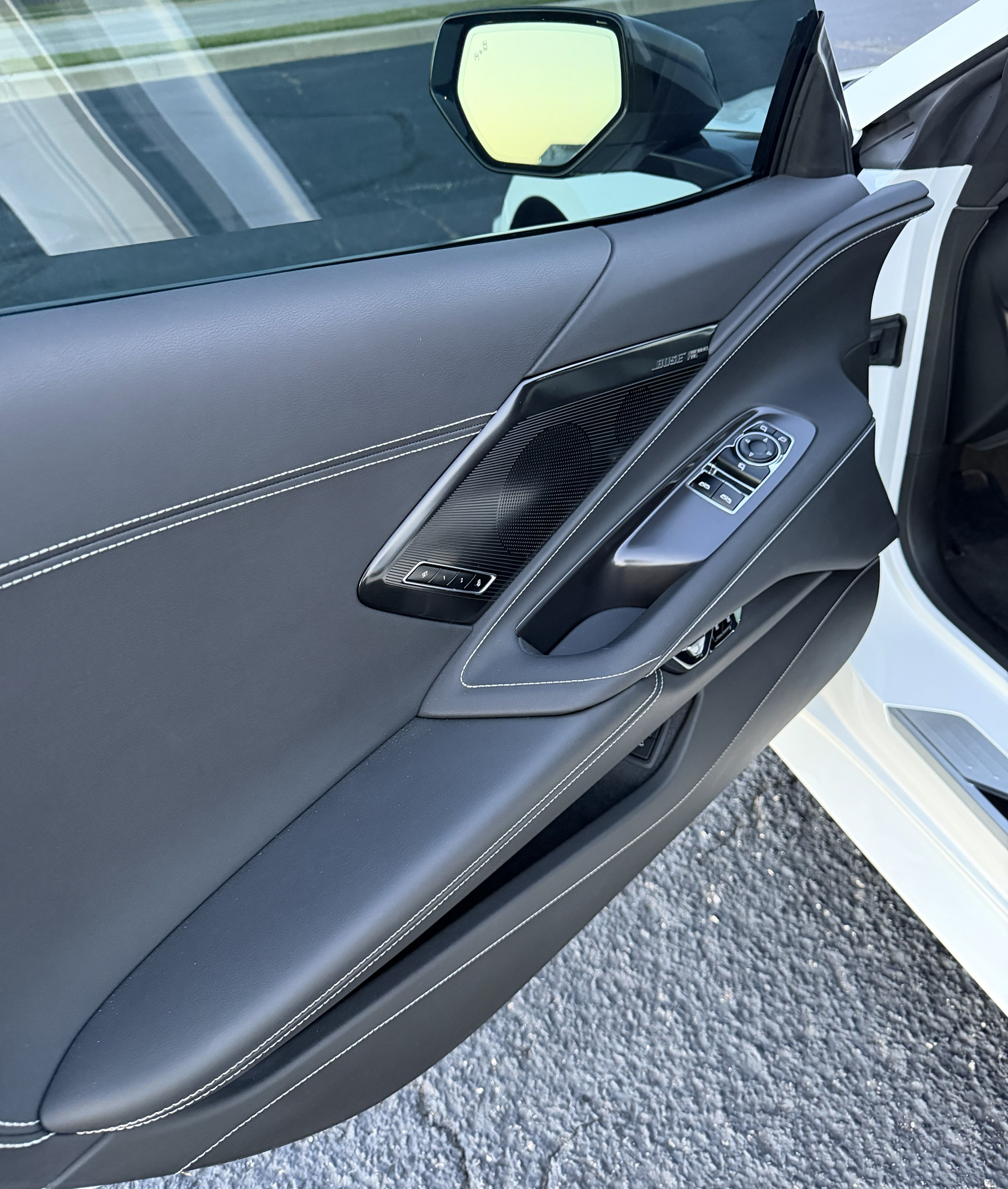 Used 2024 Chevrolet Corvette Stingray Preferred Cpe w/ Z51 Performance Package RWD image 18