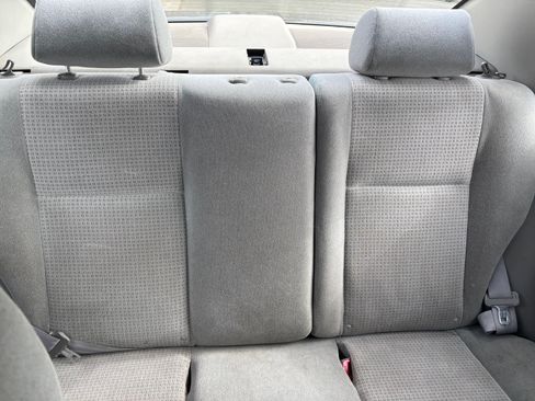 Used 2006 Toyota Corolla CE image 8