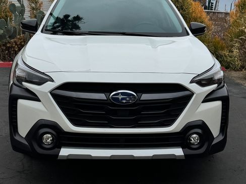 Used 2024 Subaru Outback Limited AWD/4WD image 5