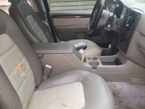Used 2003 Ford Explorer Eddie Bauer RWD image 5