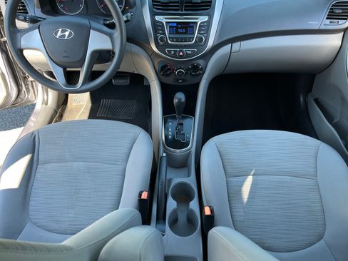 Used 2015 Hyundai Accent GLS FWD image 30
