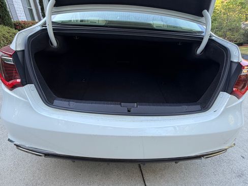 Used 2019 Acura RLX w/ Technology Package image 15