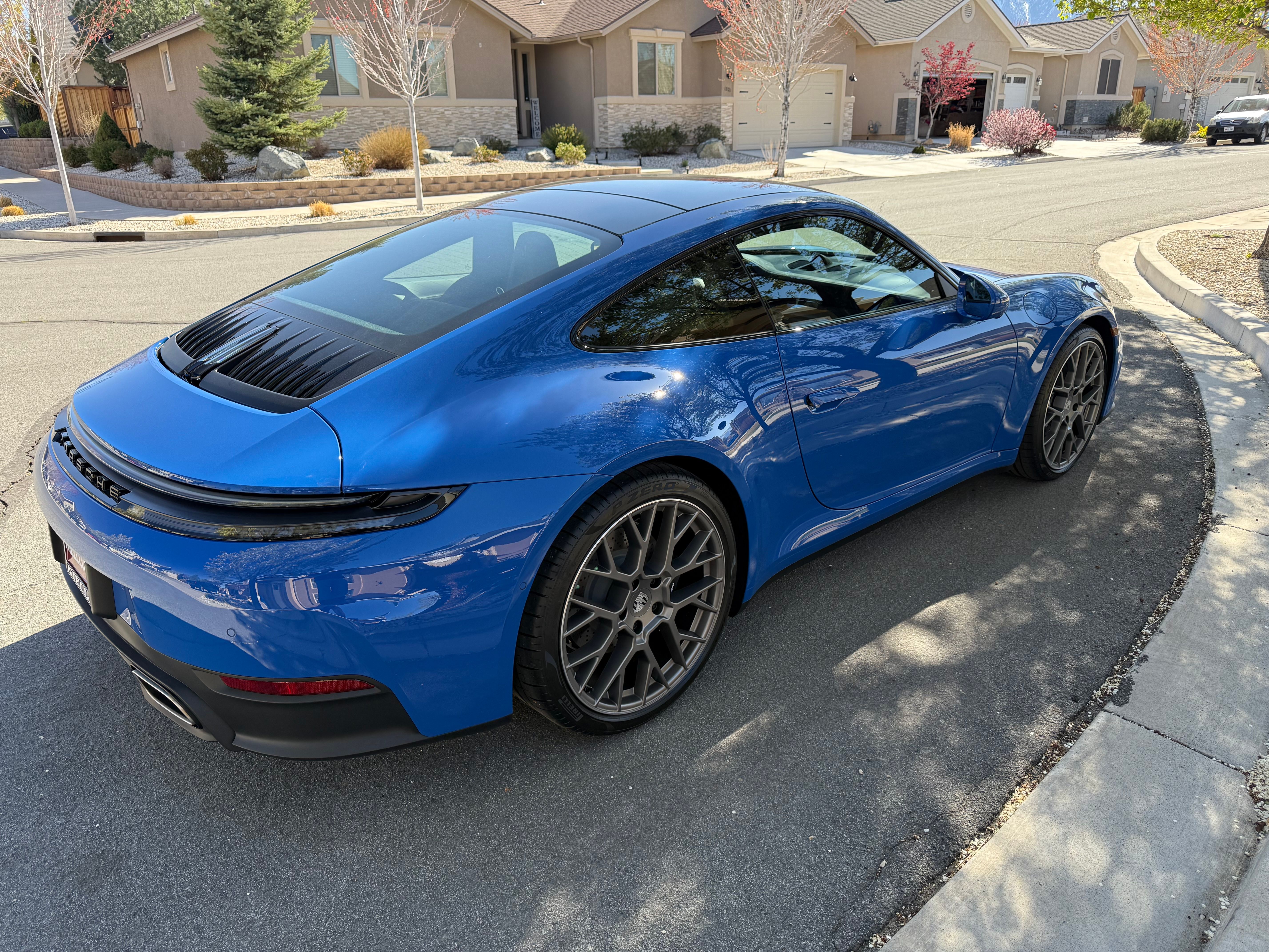 Used 2025 Porsche 911 Carrera S RWD image 1