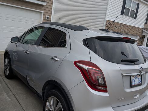 Used 2017 Buick Encore Preferred image 5