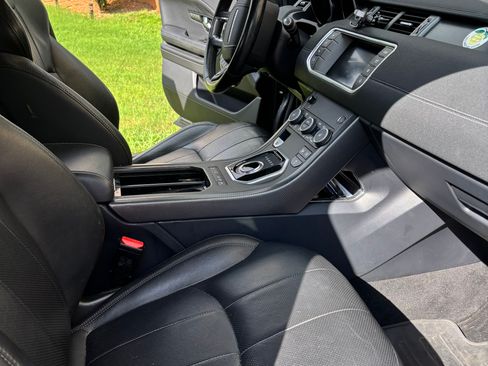Used 2019 Land Rover Range Rover Evoque AWD/4WD image 14