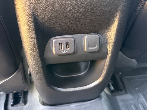 Used 2022 GMC Canyon AT4 w/ Trailering Package AWD/4WD image 16