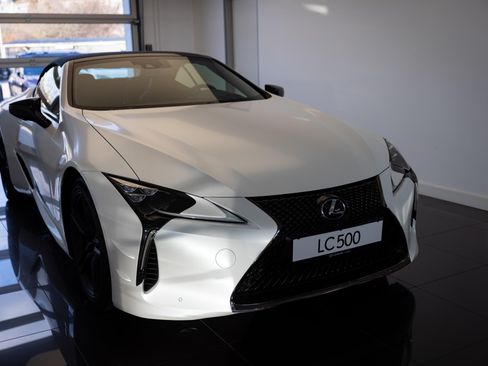 Used 2024 Lexus LC 500 Convert w/ Inspiration Series image 6