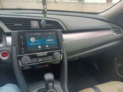 Used 2016 Honda Civic EX-L image 6