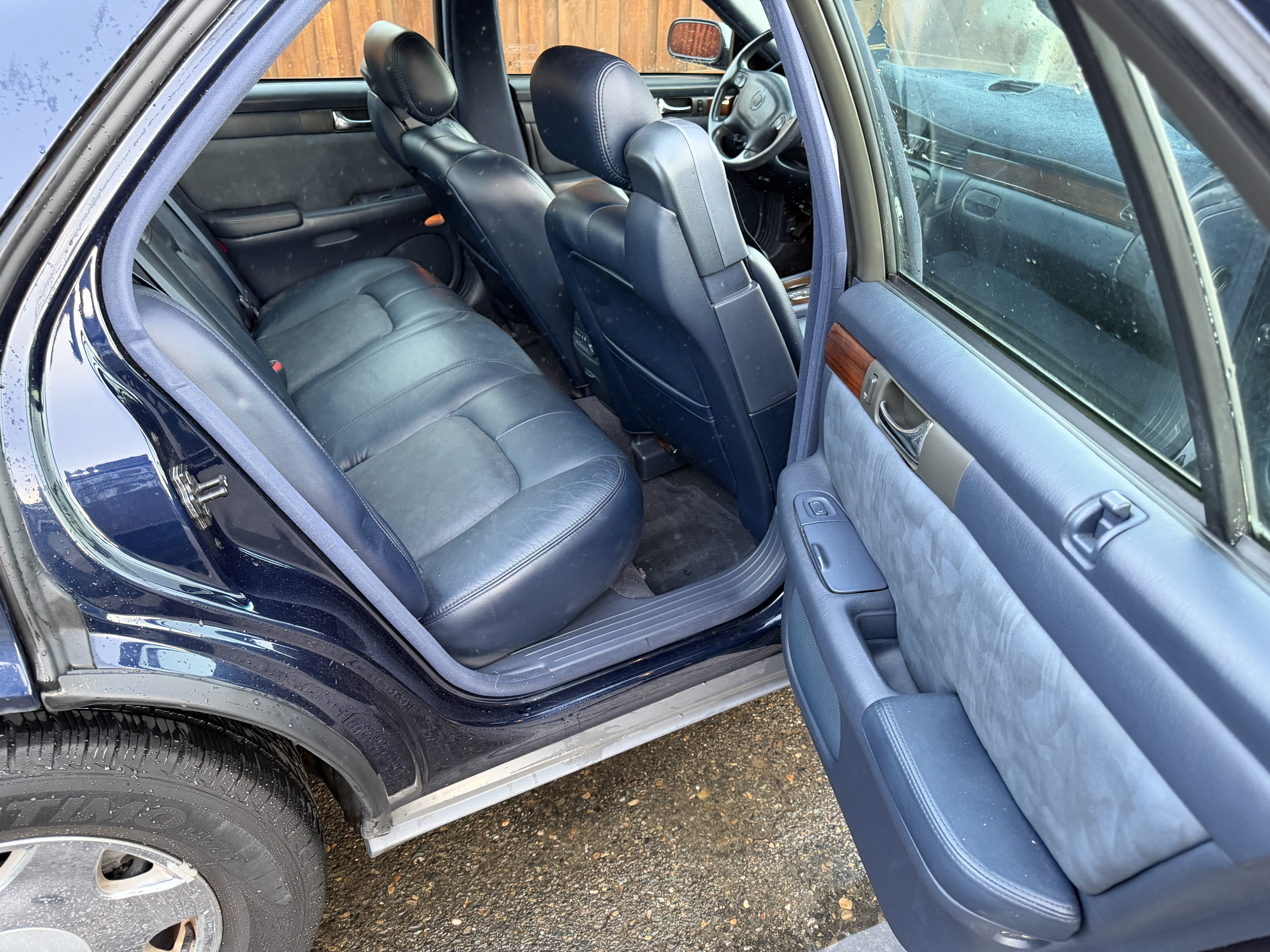 Used 1998 Cadillac Seville SLS w/ Convenience Pkg FWD image 7
