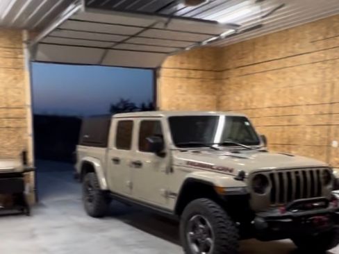 Used 2020 Jeep Gladiator Rubicon image 5