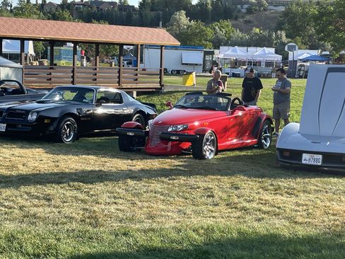 Used 2000 Plymouth Prowler RWD image 16