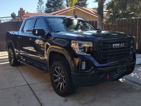 Used 2019 GMC Sierra 1500 AT4 image 1