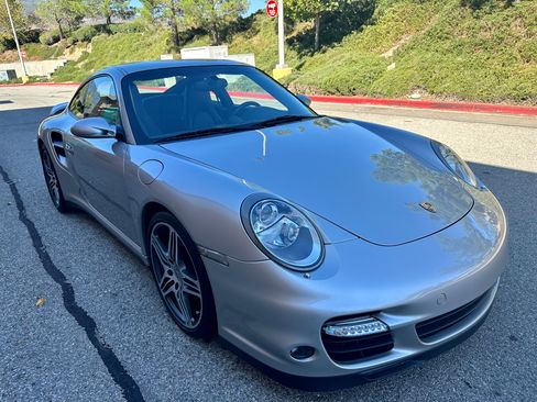 Used 2007 Porsche 911 Turbo image 1