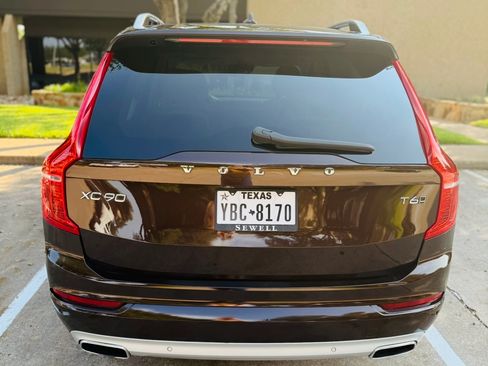 Used 2018 Volvo XC90 T6 Momentum w/ Convenience Package AWD/4WD image 5