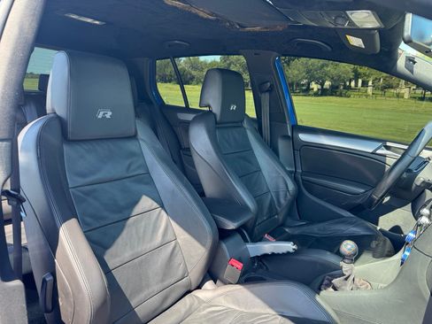 Used 2013 Volkswagen Golf 4-Door image 20