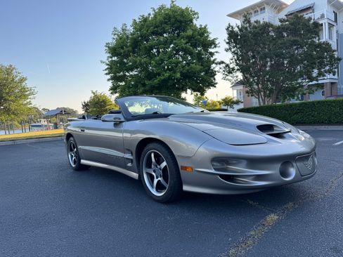 Used 2002 Pontiac Firebird Trans Am RWD image 4