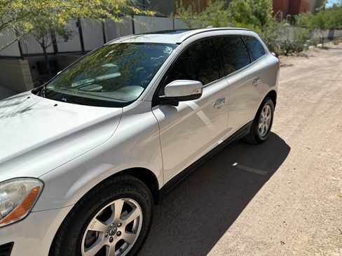 Used 2011 Volvo XC60 3.2 image 9