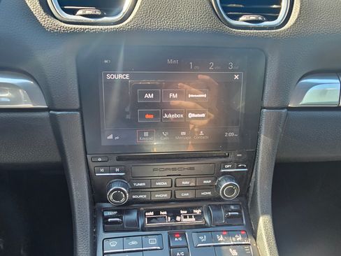 Used 2018 Porsche 718 Cayman Coupe 2D image 18