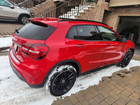 Used 2020 Mercedes-Benz GLA 250 4MATIC image 6