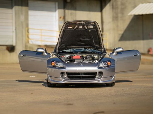Used 2004 Honda S2000 image 11