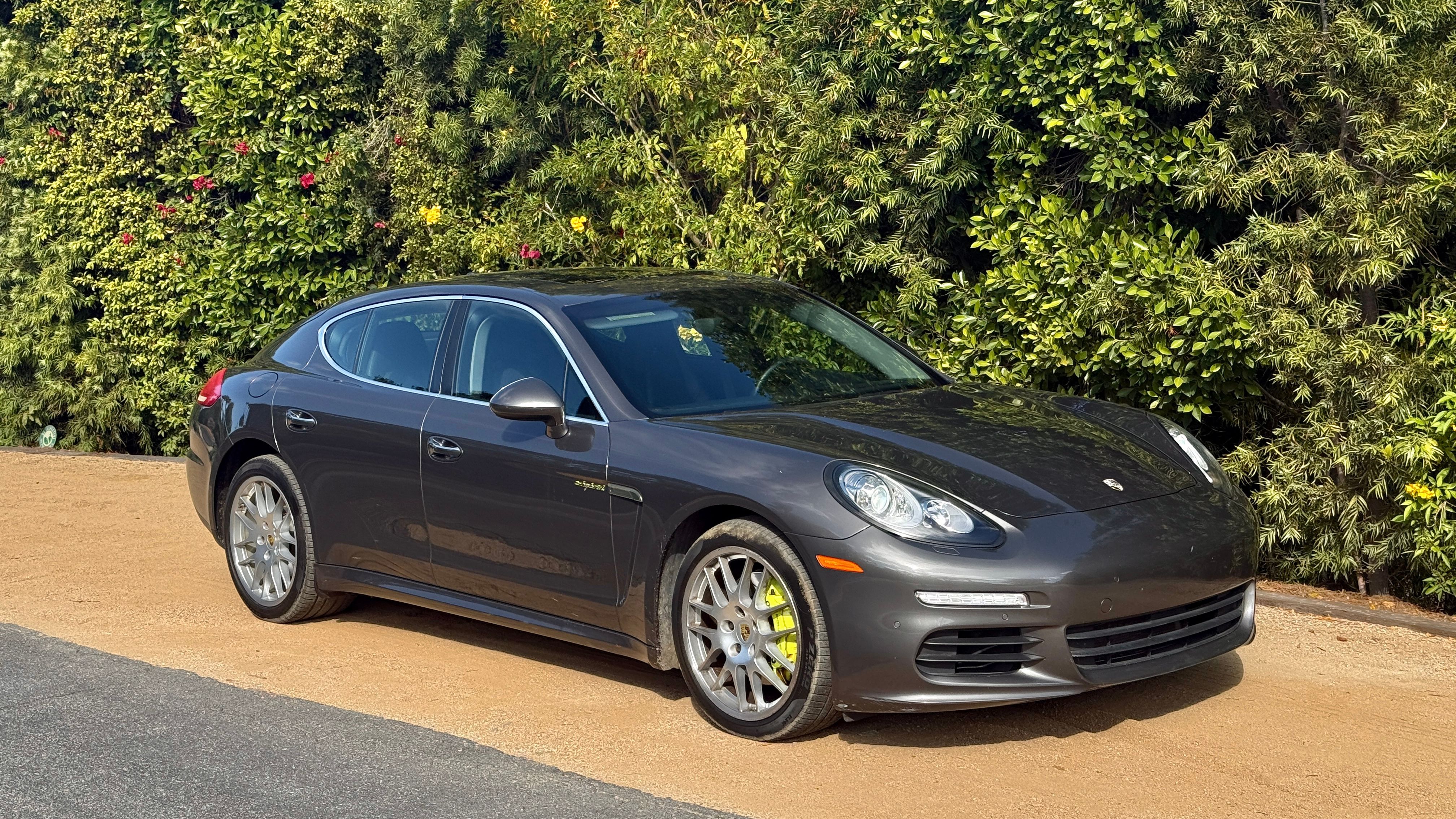 Used 2016 Porsche Panamera S RWD image 13