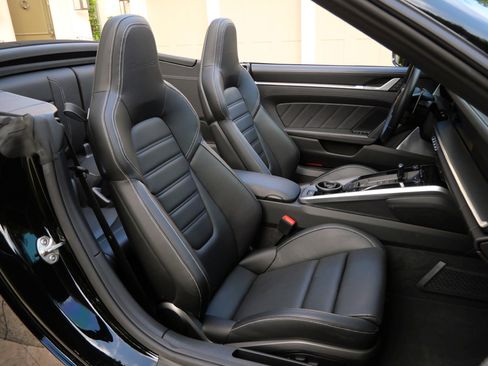 Used 2023 Porsche 911 Turbo S image 17