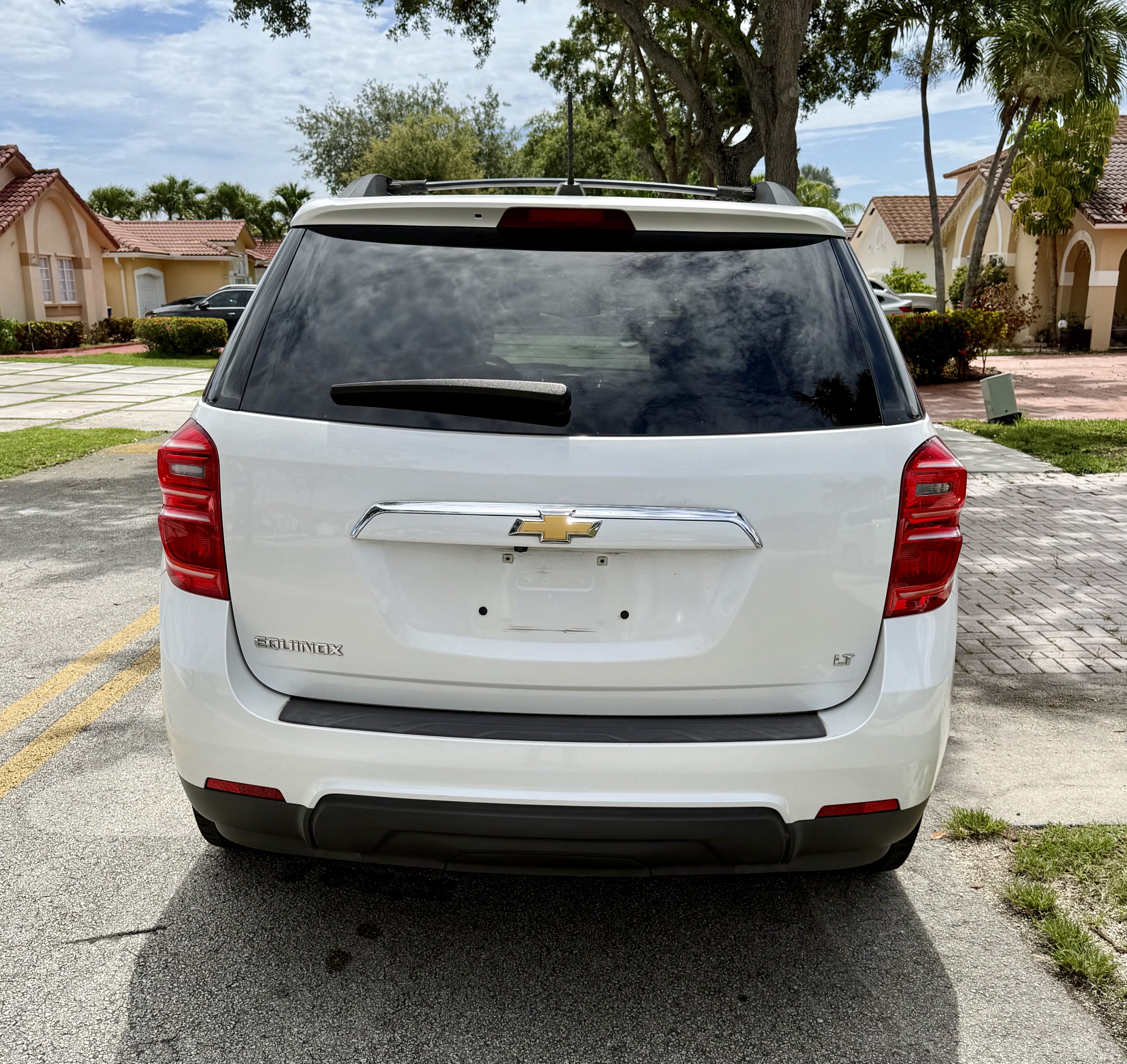 Used 2017 Chevrolet Equinox LT w/ Convenience Package FWD image 5