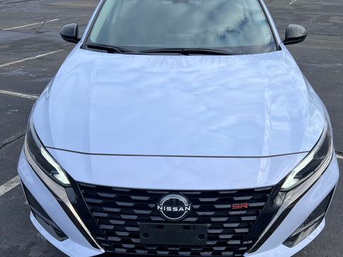 Used 2023 Nissan Altima 2.5 SR image 6