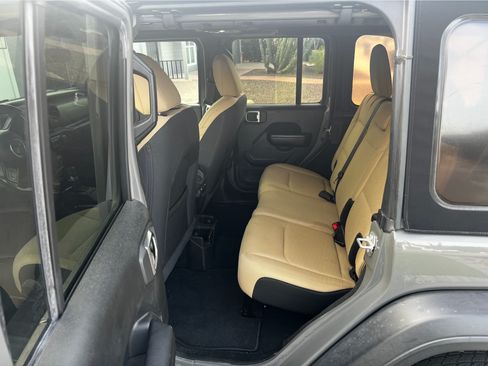 Used 2021 Jeep Wrangler Unlimited Sport image 6