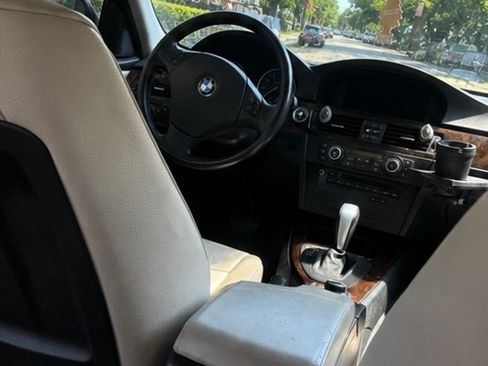 Used 2011 BMW 328i xDrive Sedan w/ Premium Pkg 2 AWD/4WD image 6