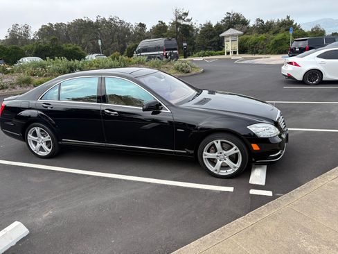 Used 2012 Mercedes-Benz S 350 BlueTEC 4MATIC image 4