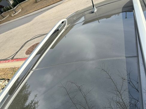 Used 2020 Jeep Cherokee Limited image 14