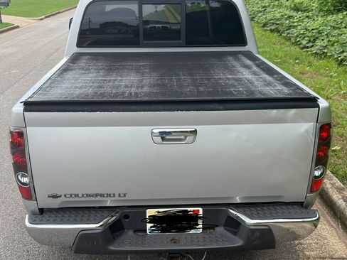 Used 2010 Chevrolet Colorado LT AWD/4WD image 5