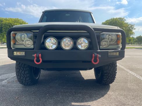 Used 2003 Land Rover Discovery S image 10