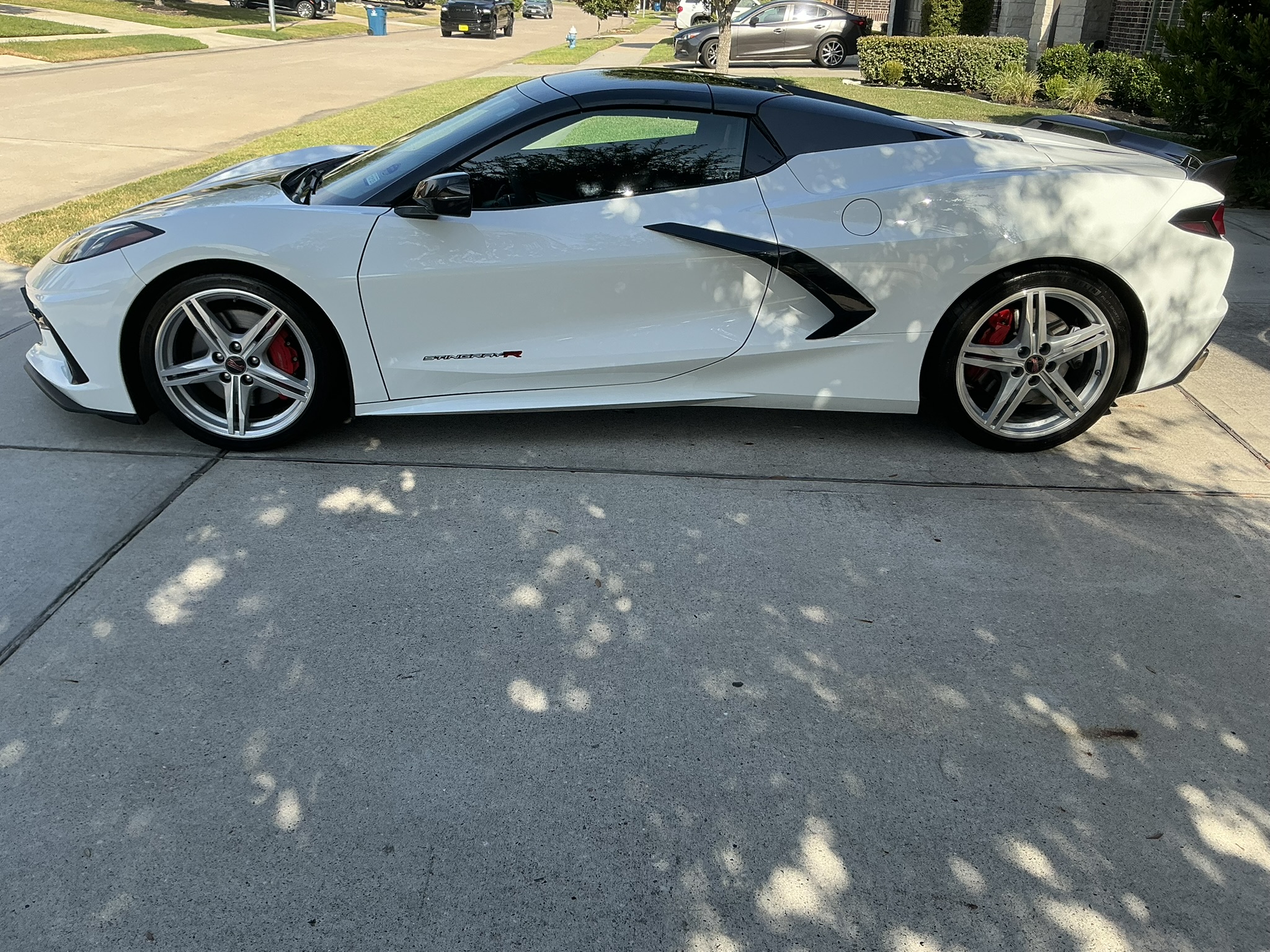 Used 2024 Chevrolet Corvette Stingray Convertible w/ Z51 Performance Package RWD image 8