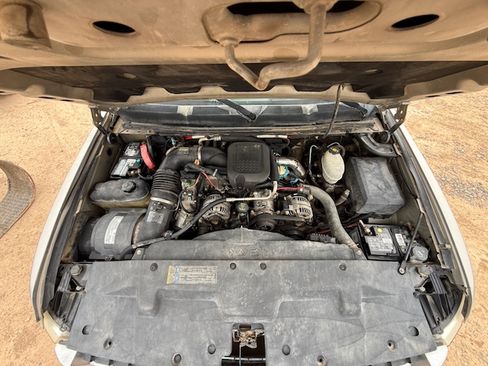 Used 2008 Chevrolet Silverado 2500 LT w/ 1LT Convenience Package image 30