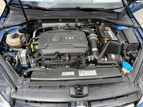 Used 2017 Volkswagen Golf Wolfsburg Edition image 5