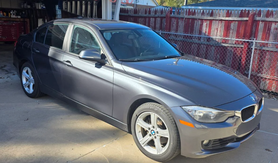 Used 2013 BMW 328i xDrive Sedan AWD/4WD image 4