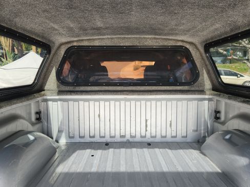 Used 2006 Dodge Dakota SLT image 17