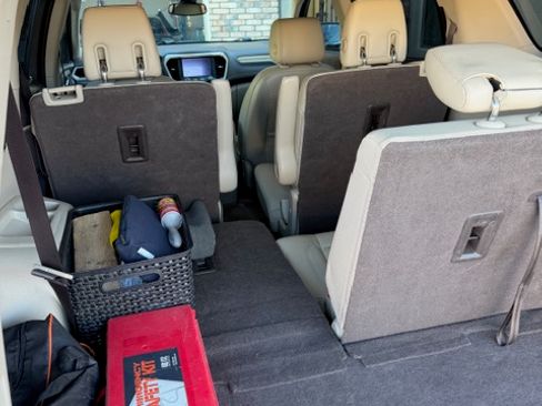 Used 2017 GMC Acadia Denali w/ Technology Package image 8