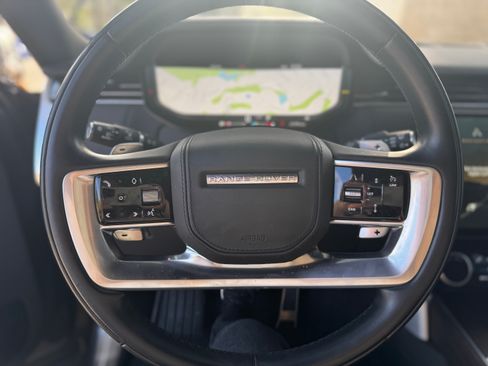 Used 2023 Land Rover Range Rover SE image 15